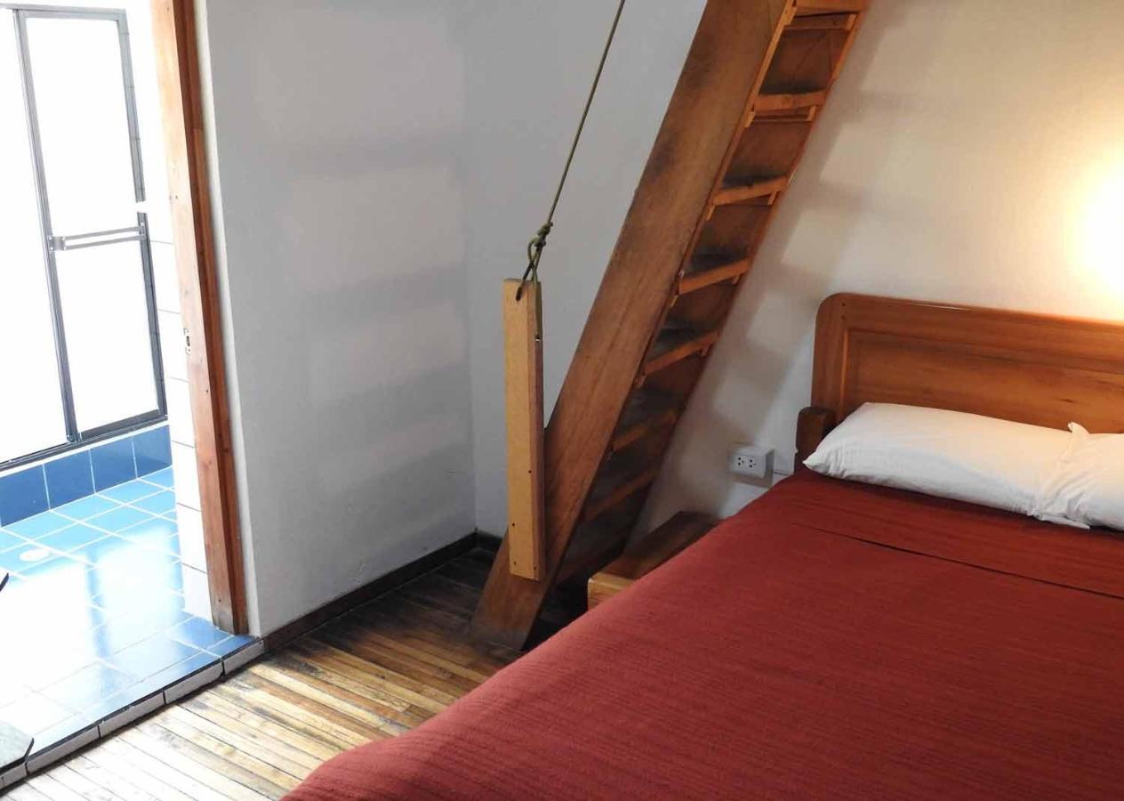 Отель Casa Helbling Кито Экстерьер фото